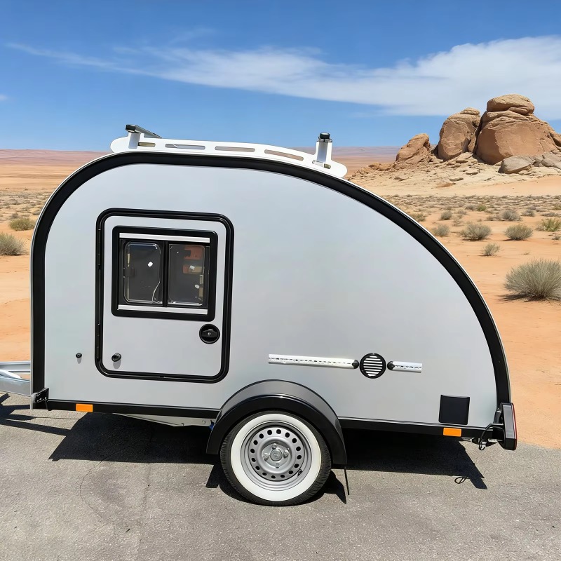 カスタムフル装備キャンピングトレーラー、ソーラーパワー内蔵、 - Outdoor Power Solutions のレビューと価格