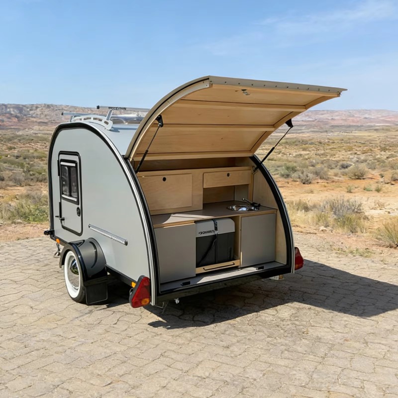 カスタムフル装備キャンピングトレーラー、ソーラーパワー内蔵、 - Outdoor Power Solutions のレビューと価格